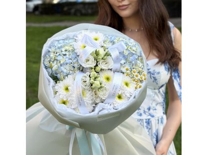 💙 Blue Field Bouquet